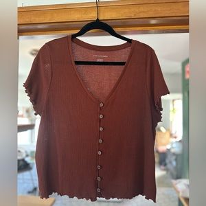 American Eagle Rust Lettuce Hem Top